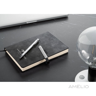 Agenda com fecho magnético